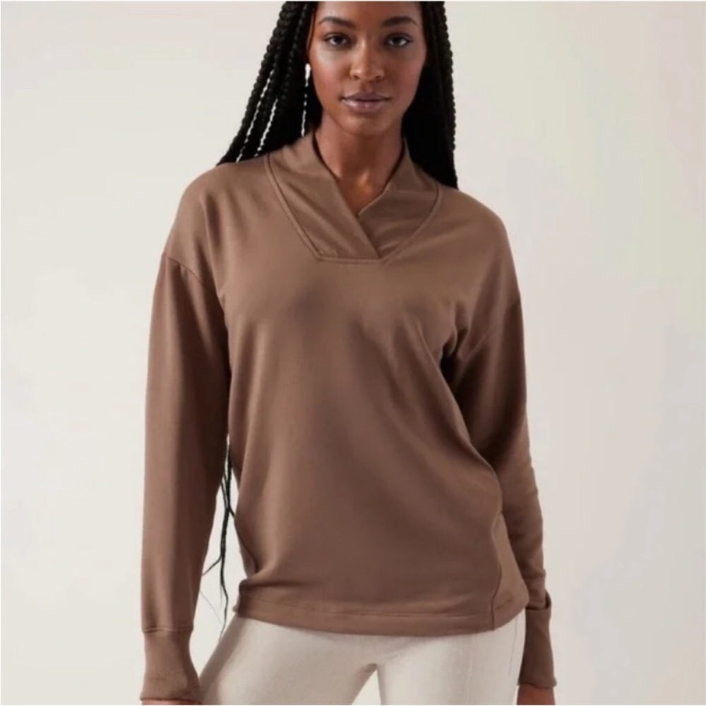 Athleta Clarity V Neck  Shawl Collar Oversized Sweatshirt Size M